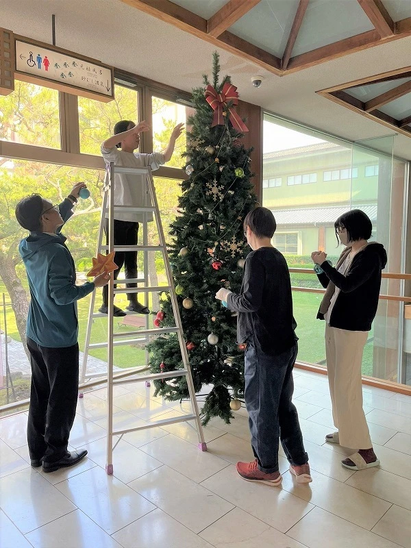 指宿白水館 クリスマスツリー準備