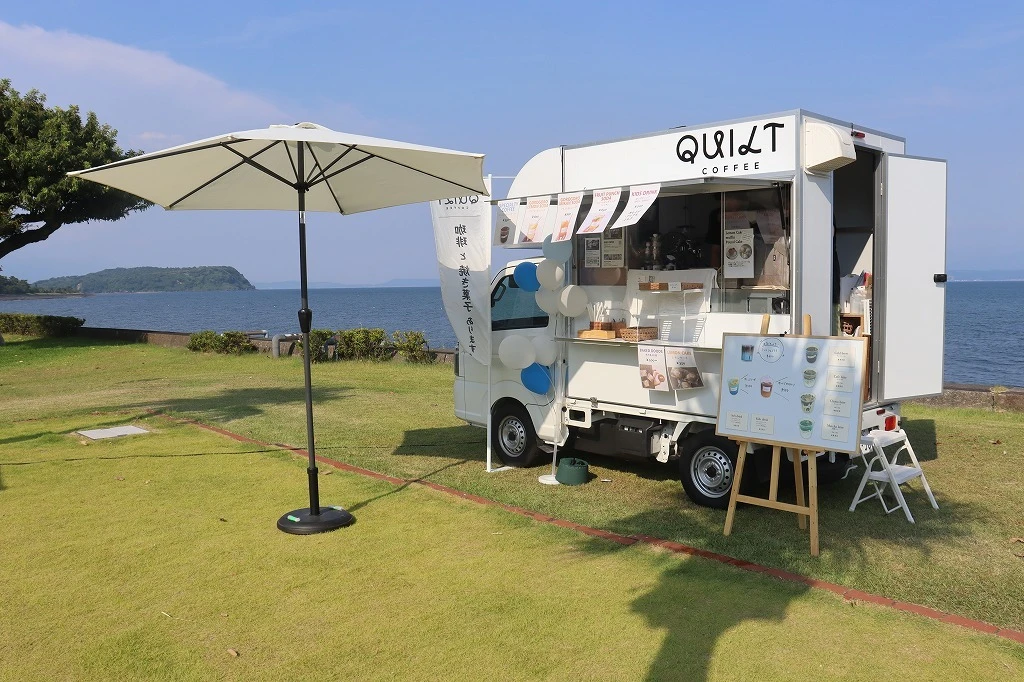 8/9～ＱＵＩＬＴＣＯＦＦＥＥ様 キッチンカー販売