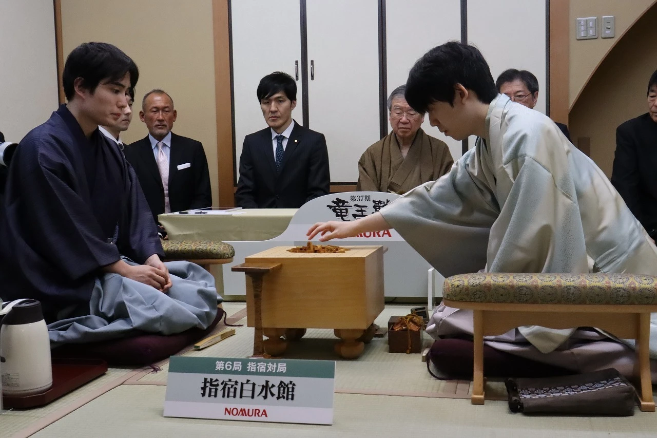 ＜初日＞第37期竜王戦 指宿対局